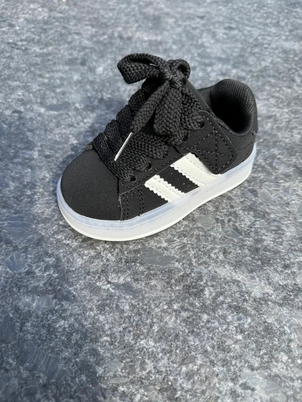SNEAKER | Zwart